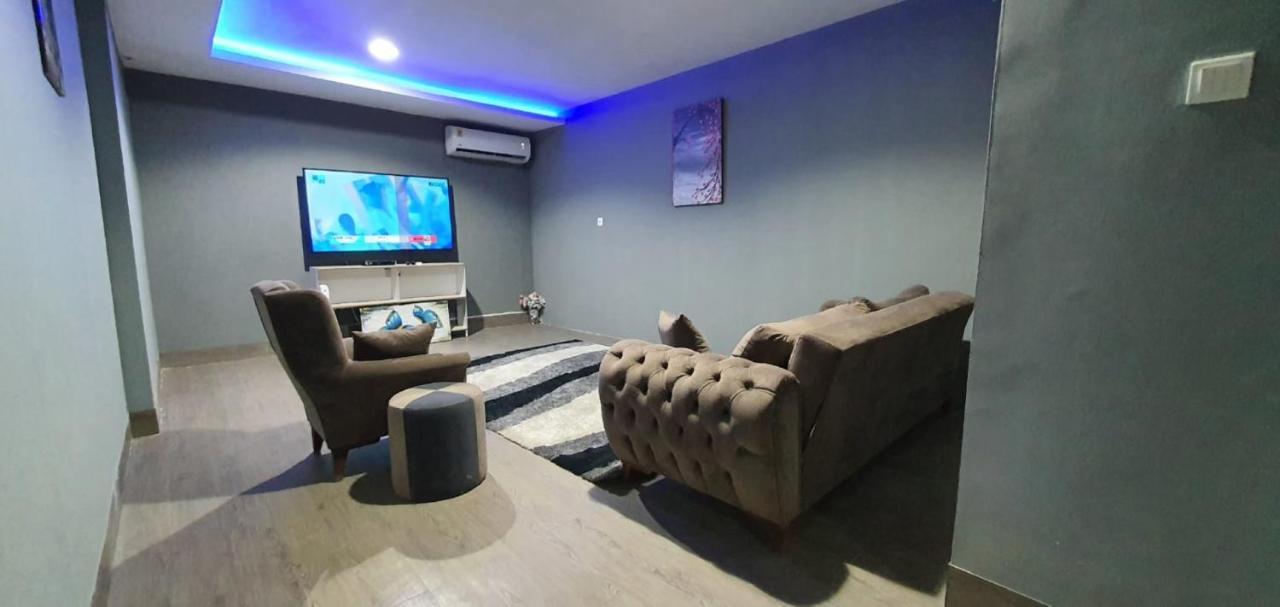 Legon City Mall Short Stay Apartments For Business And Vacation - East Legon Accra Eksteriør bilde