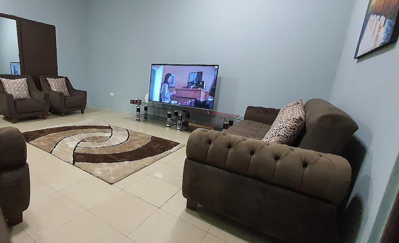 Legon City Mall Short Stay Apartments For Business And Vacation - East Legon Accra Eksteriør bilde