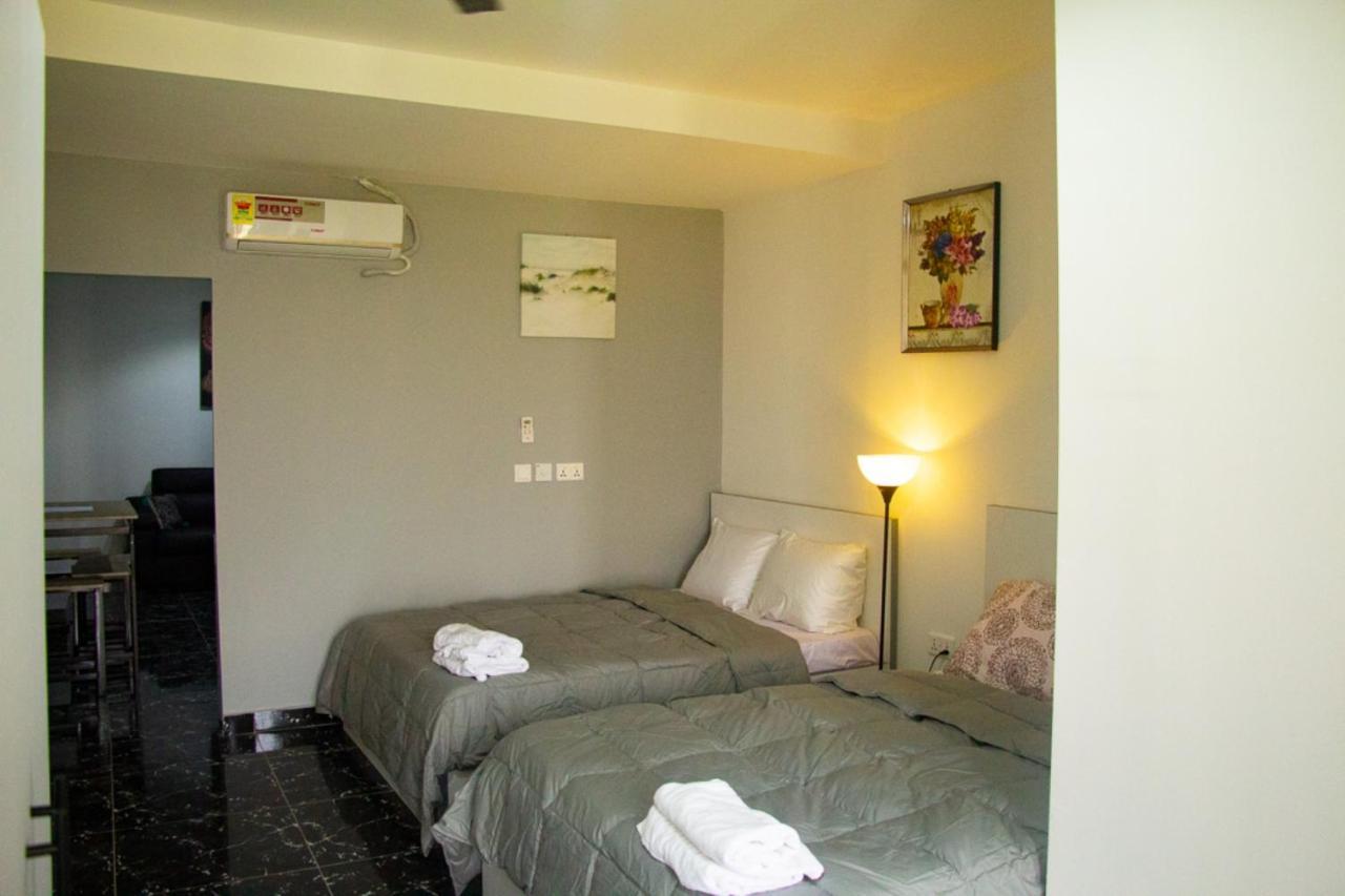 Legon City Mall Short Stay Apartments For Business And Vacation - East Legon Accra Eksteriør bilde